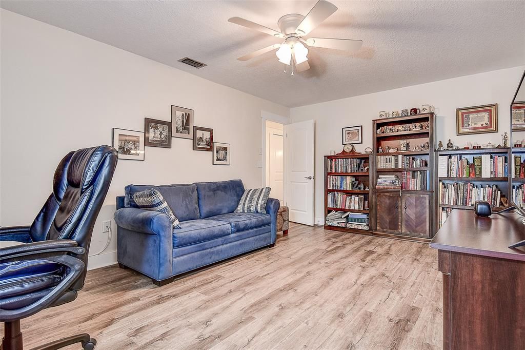 For Sale: $490,000 (4 beds, 3 baths, 3152 Square Feet)