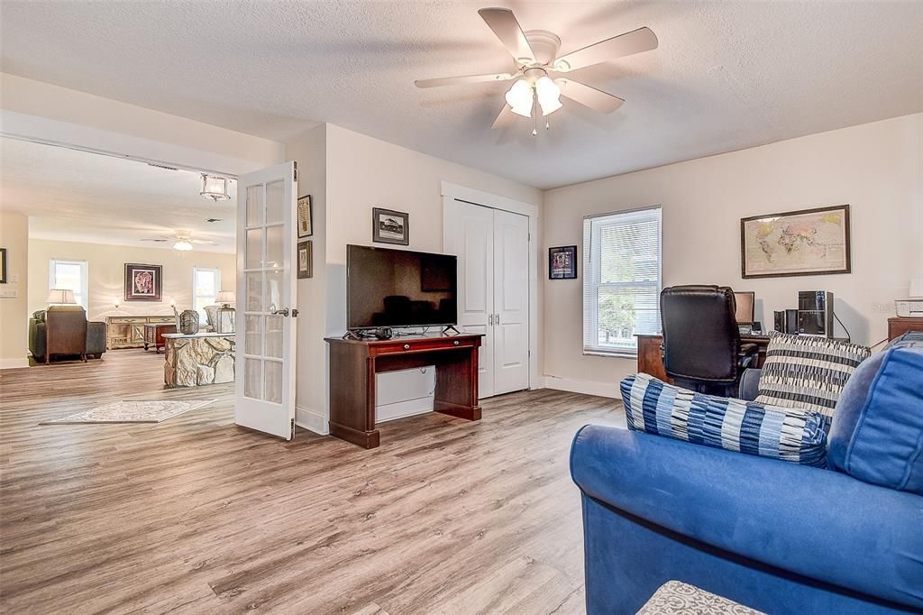 For Sale: $490,000 (4 beds, 3 baths, 3152 Square Feet)