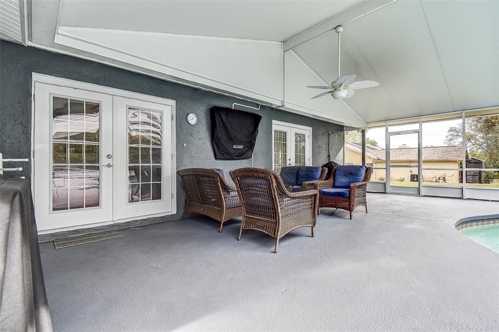 For Sale: $490,000 (4 beds, 3 baths, 3152 Square Feet)