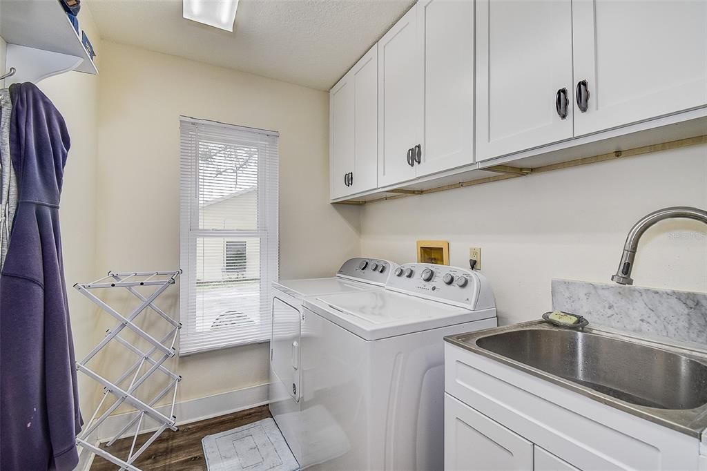 For Sale: $490,000 (4 beds, 3 baths, 3152 Square Feet)