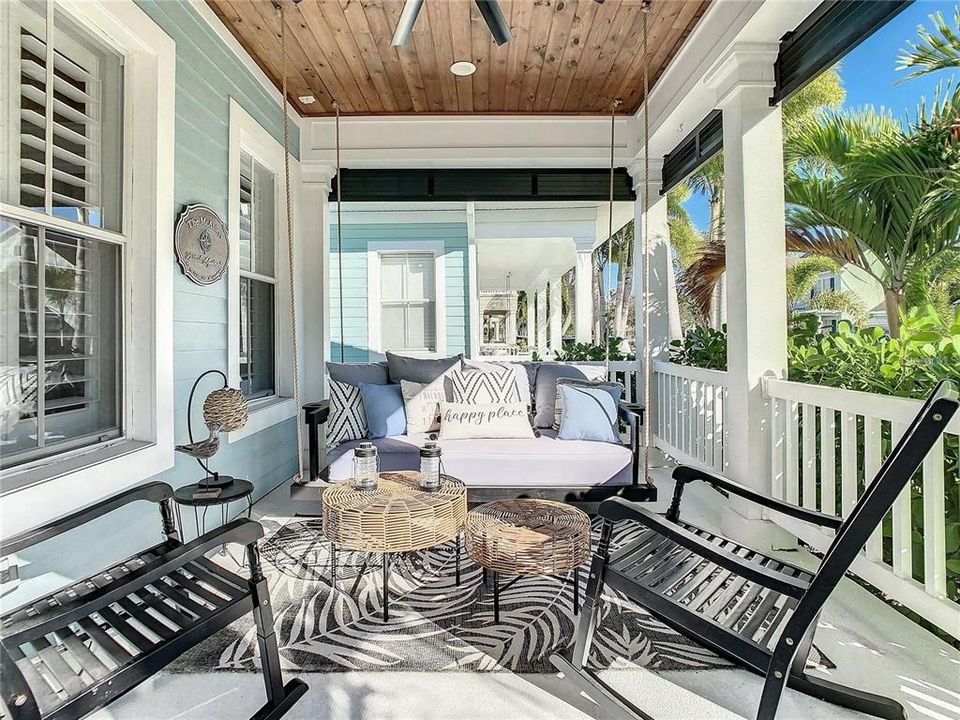 Activo con contrato: $1,400,000 (4 camas, 3 baños, 3014 Pies cuadrados)