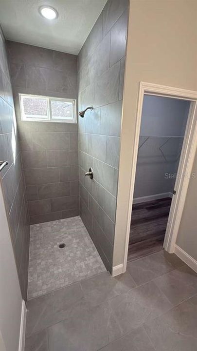 For Rent: $2,000 (4 beds, 2 baths, 1512 Square Feet)