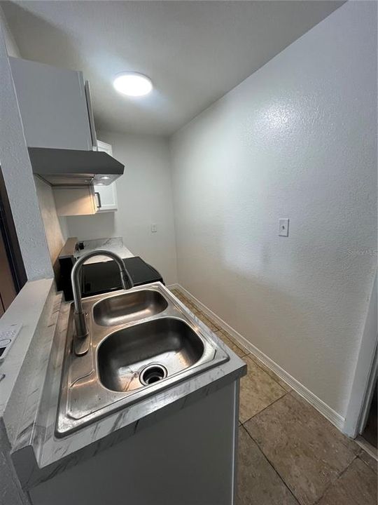 For Sale: $520,000 (7 beds, 0 baths, 1076 Square Feet)