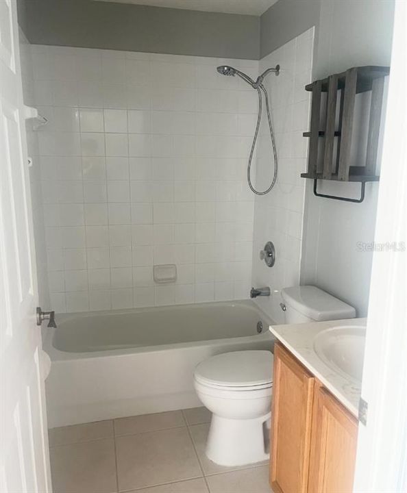 For Sale: $449,999 (3 beds, 2 baths, 1901 Square Feet)