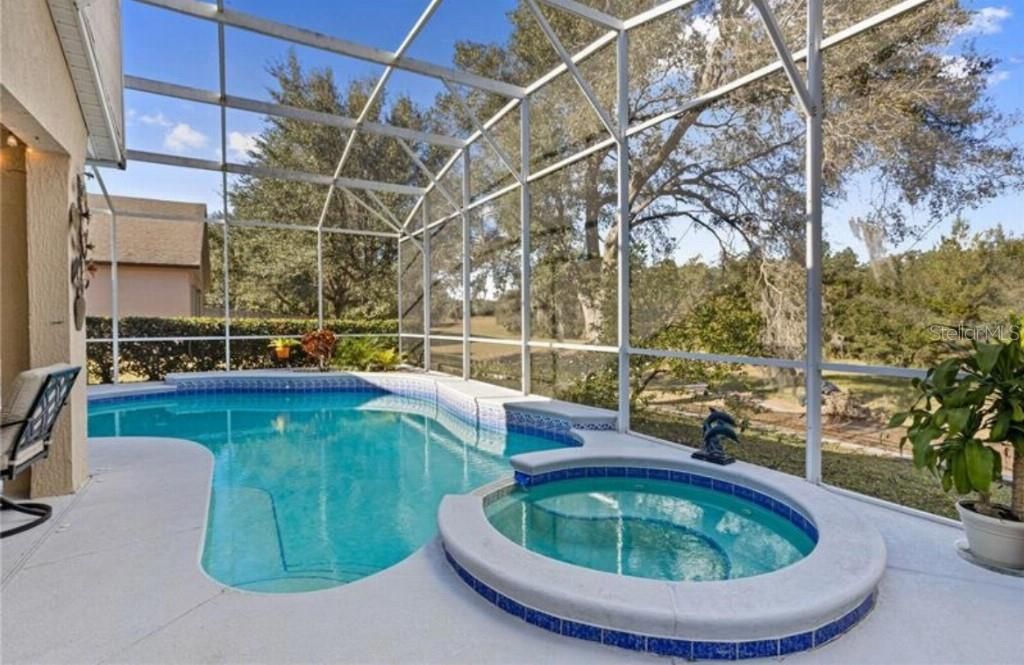 For Sale: $449,999 (3 beds, 2 baths, 1901 Square Feet)