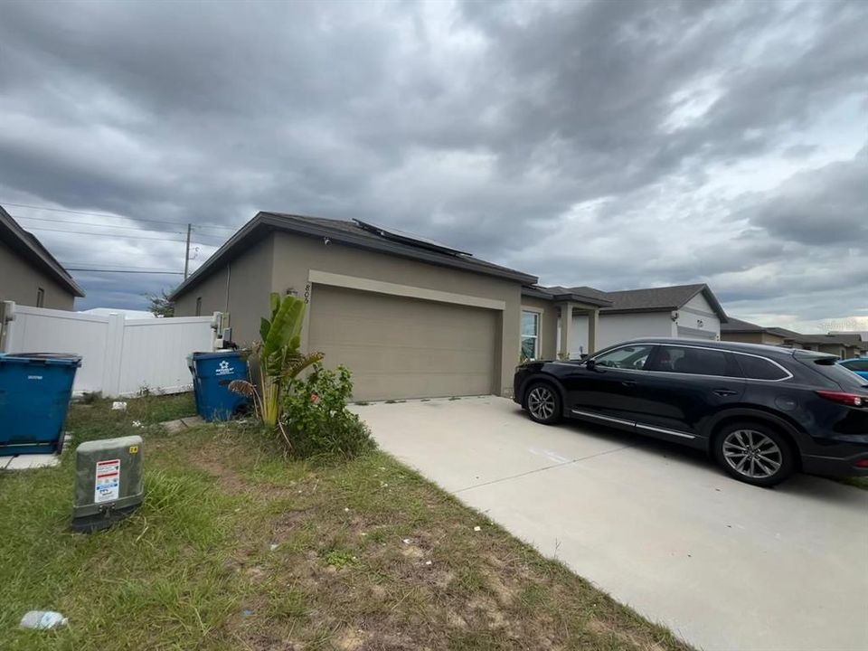 待售: $300,000 (3 贝兹, 2 浴室, 1414 平方英尺)