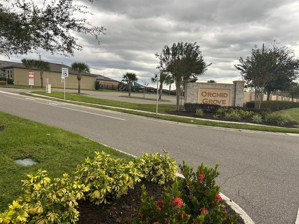 待售: $300,000 (3 贝兹, 2 浴室, 1414 平方英尺)