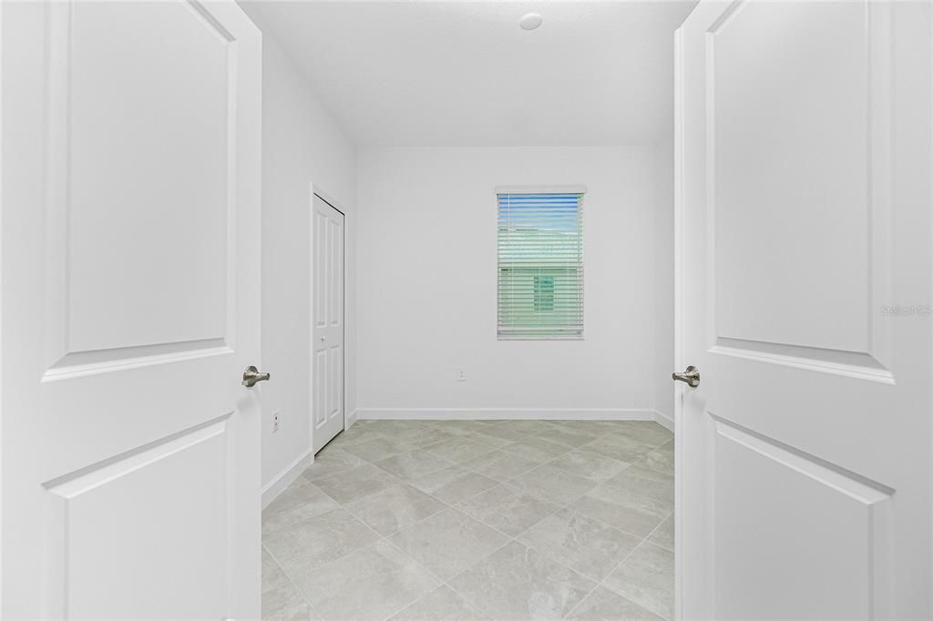 待售: $299,997 (3 贝兹, 2 浴室, 1417 平方英尺)