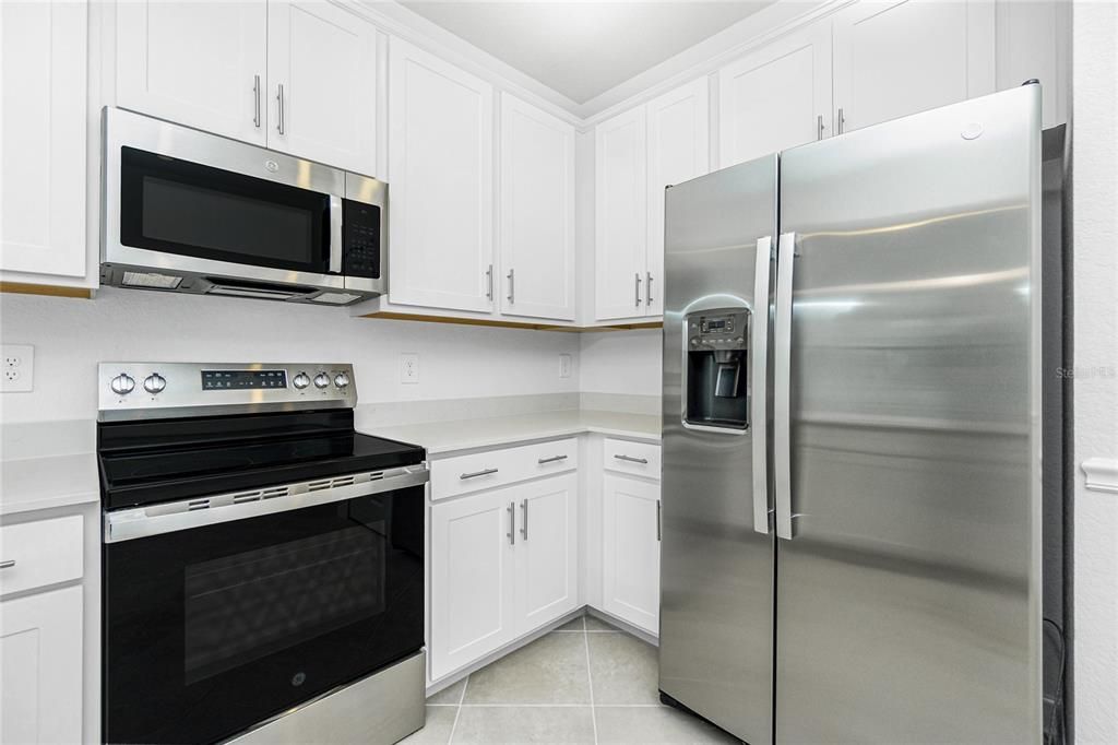 待售: $299,997 (3 贝兹, 2 浴室, 1417 平方英尺)