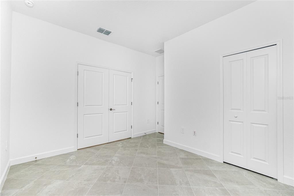 待售: $299,997 (3 贝兹, 2 浴室, 1417 平方英尺)