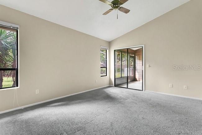 For Sale: $265,000 (3 beds, 2 baths, 1324 Square Feet)