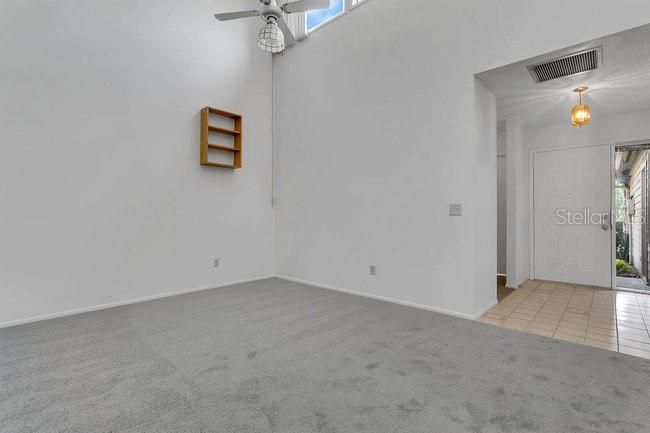 For Sale: $265,000 (3 beds, 2 baths, 1324 Square Feet)