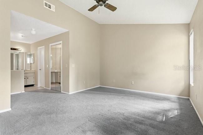 For Sale: $265,000 (3 beds, 2 baths, 1324 Square Feet)