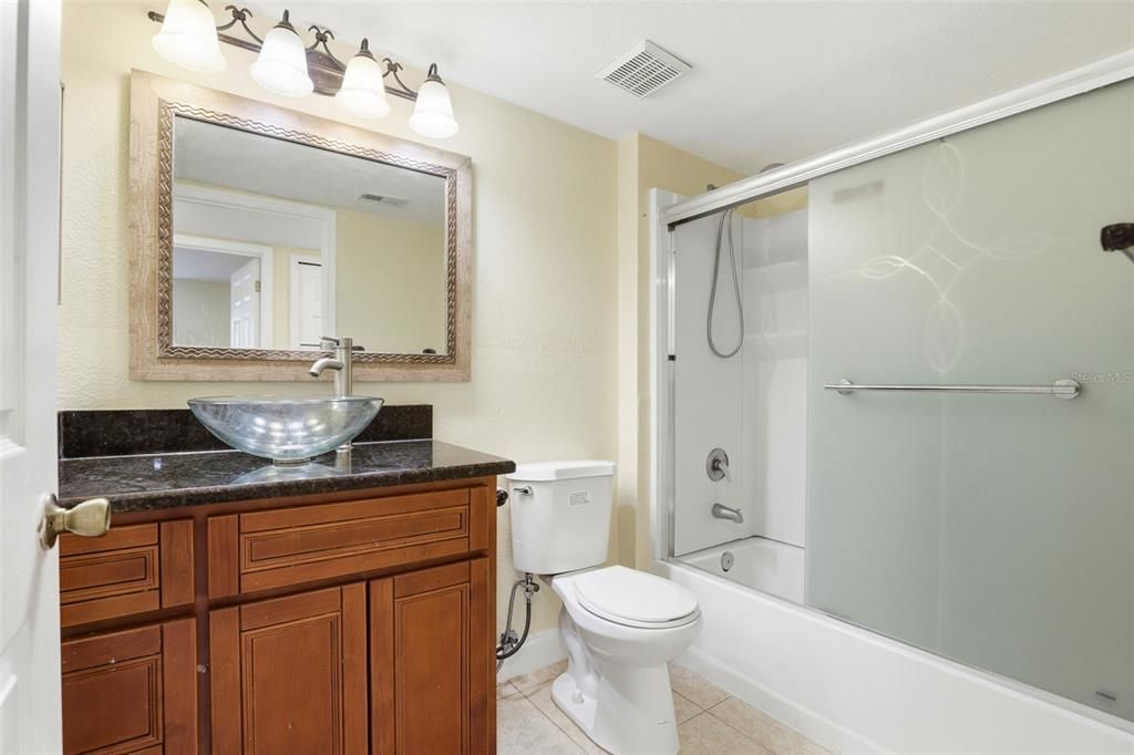 For Rent: $1,750 (2 beds, 2 baths, 1288 Square Feet)