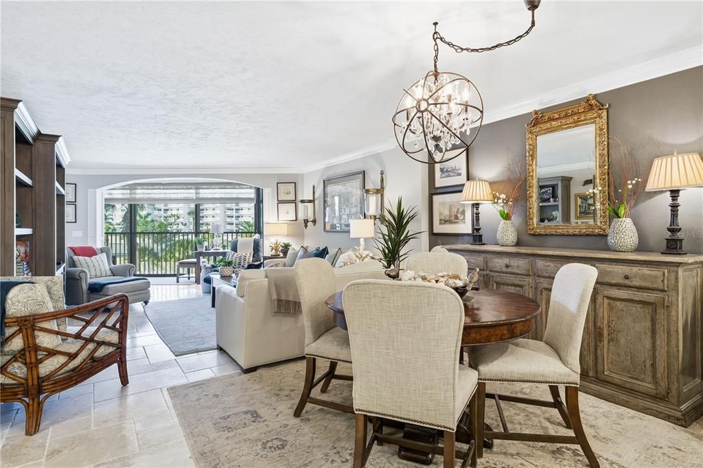 待售: $1,450,000 (2 贝兹, 2 浴室, 1642 平方英尺)