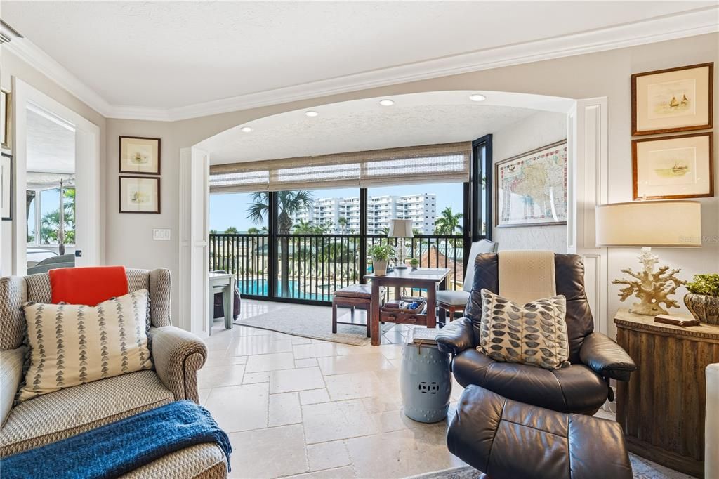 待售: $1,450,000 (2 贝兹, 2 浴室, 1642 平方英尺)