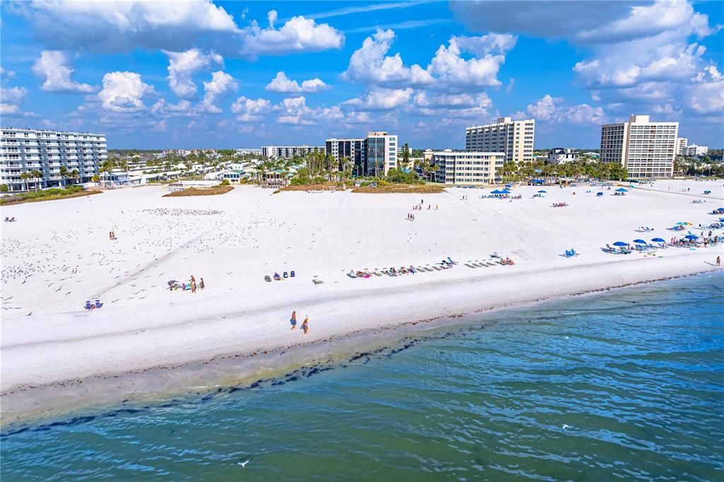 待售: $1,450,000 (2 贝兹, 2 浴室, 1642 平方英尺)