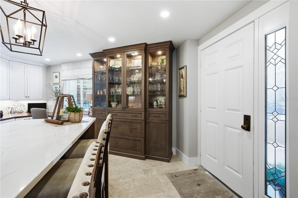 待售: $1,450,000 (2 贝兹, 2 浴室, 1642 平方英尺)