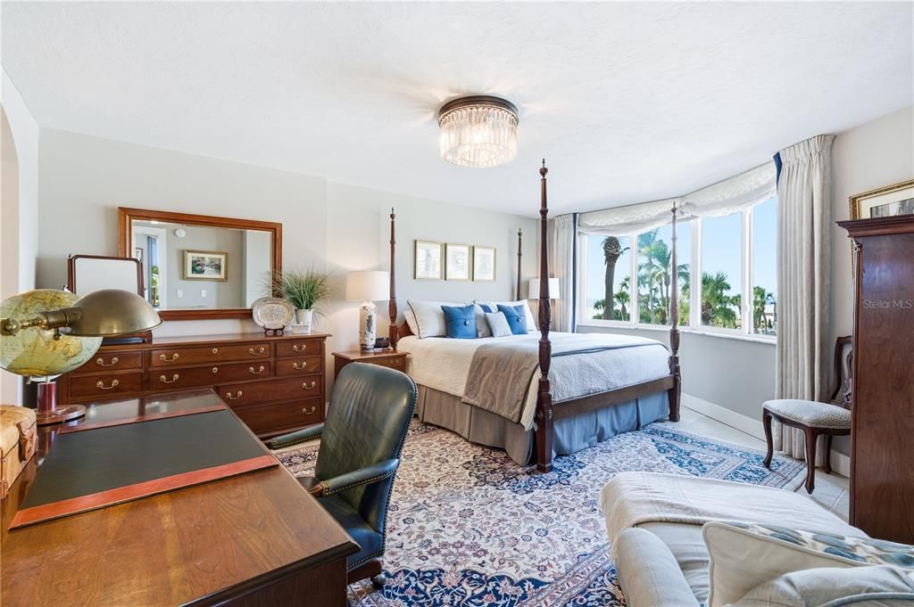 待售: $1,450,000 (2 贝兹, 2 浴室, 1642 平方英尺)