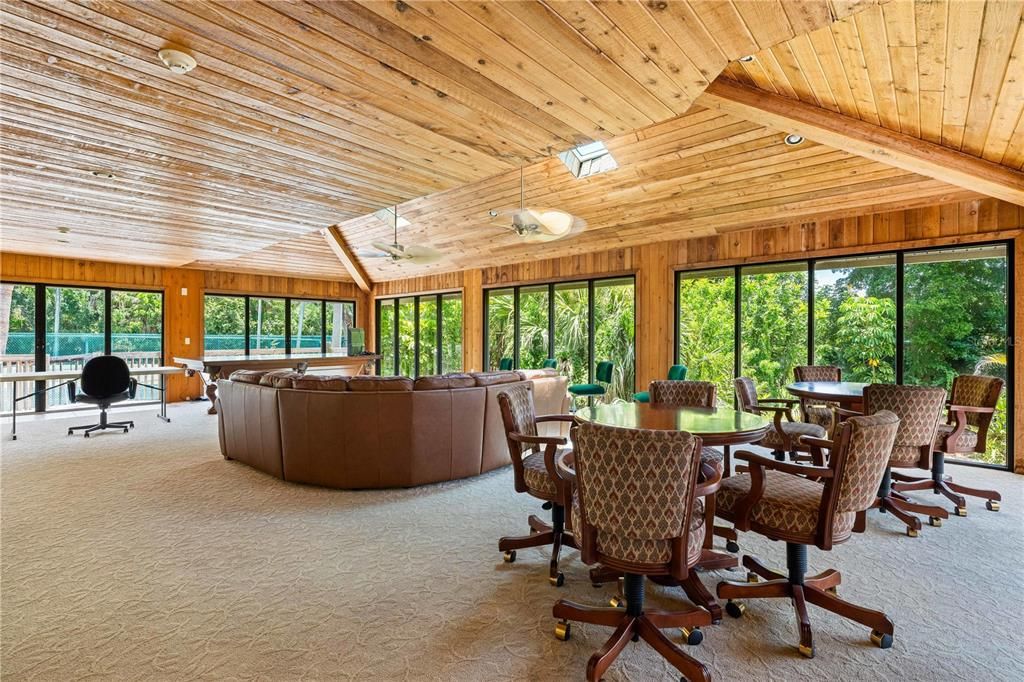 待售: $1,450,000 (2 贝兹, 2 浴室, 1642 平方英尺)