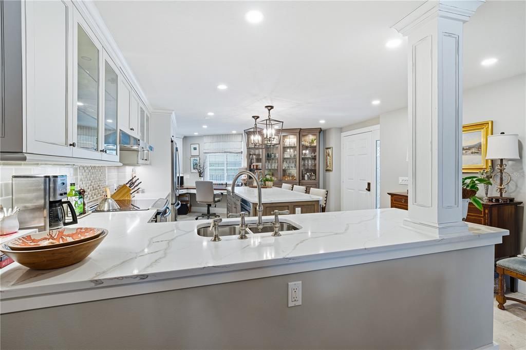 待售: $1,450,000 (2 贝兹, 2 浴室, 1642 平方英尺)