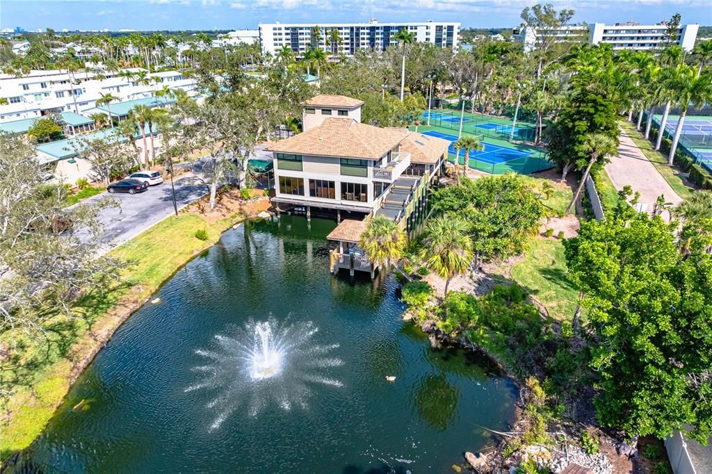 待售: $1,450,000 (2 贝兹, 2 浴室, 1642 平方英尺)