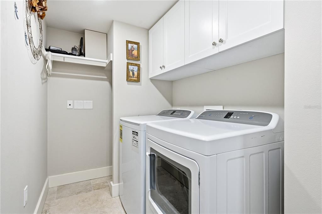 待售: $1,450,000 (2 贝兹, 2 浴室, 1642 平方英尺)