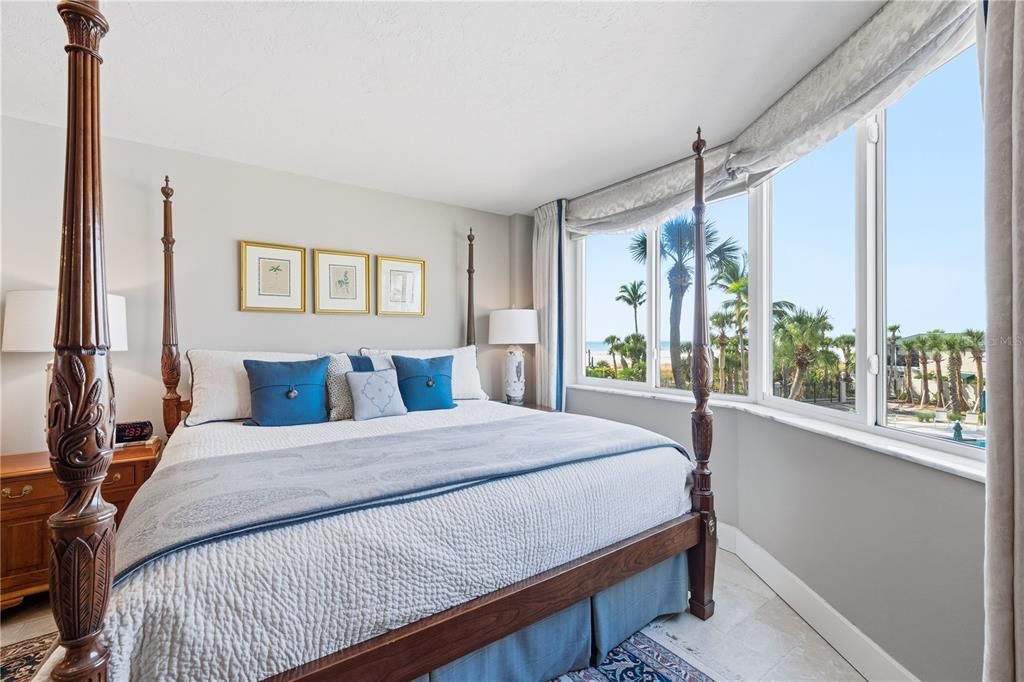 待售: $1,450,000 (2 贝兹, 2 浴室, 1642 平方英尺)