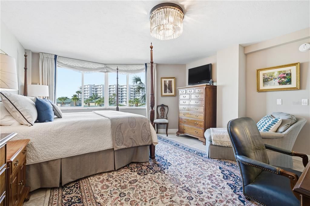 待售: $1,450,000 (2 贝兹, 2 浴室, 1642 平方英尺)