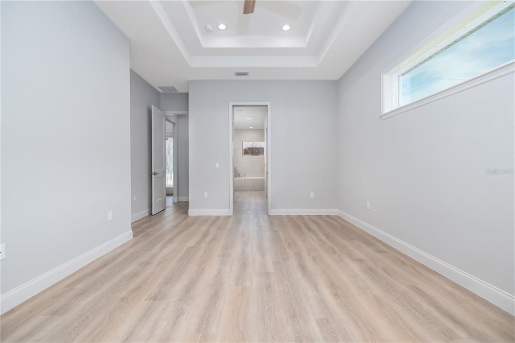 For Sale: $499,900 (3 beds, 2 baths, 2097 Square Feet)