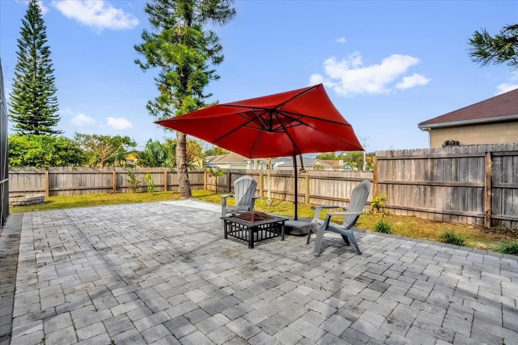 На продажу: $347,000 (3 спален, 2 ванн, 1741 Квадратных фут)