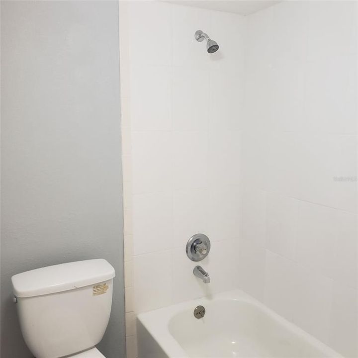 For Rent: $1,250 (1 beds, 1 baths, 685 Square Feet)