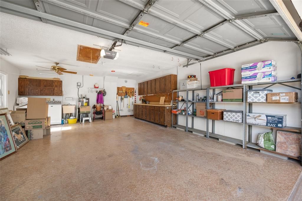 For Sale: $399,000 (2 beds, 2 baths, 1396 Square Feet)