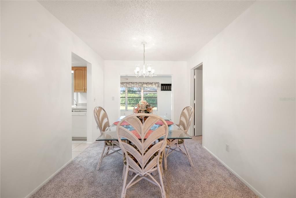 For Sale: $399,000 (2 beds, 2 baths, 1396 Square Feet)