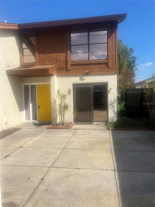 En Renta: $2,100 (3 camas, 2 baños, 1422 Pies cuadrados)