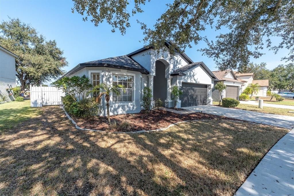 Active With Contract: $379,900 (4 beds, 3 baths, 1848 Square Feet)