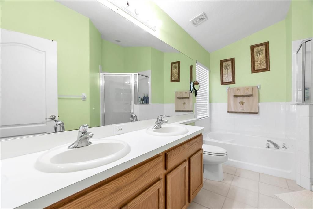 Active With Contract: $379,900 (4 beds, 3 baths, 1848 Square Feet)