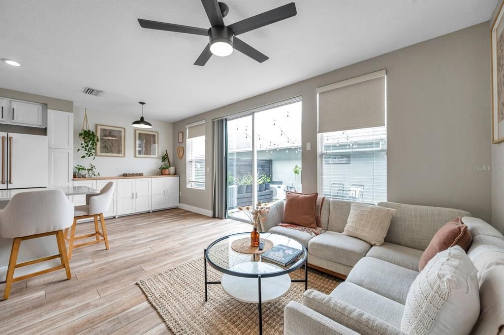 For Rent: $2,595 (3 beds, 2 baths, 1438 Square Feet)