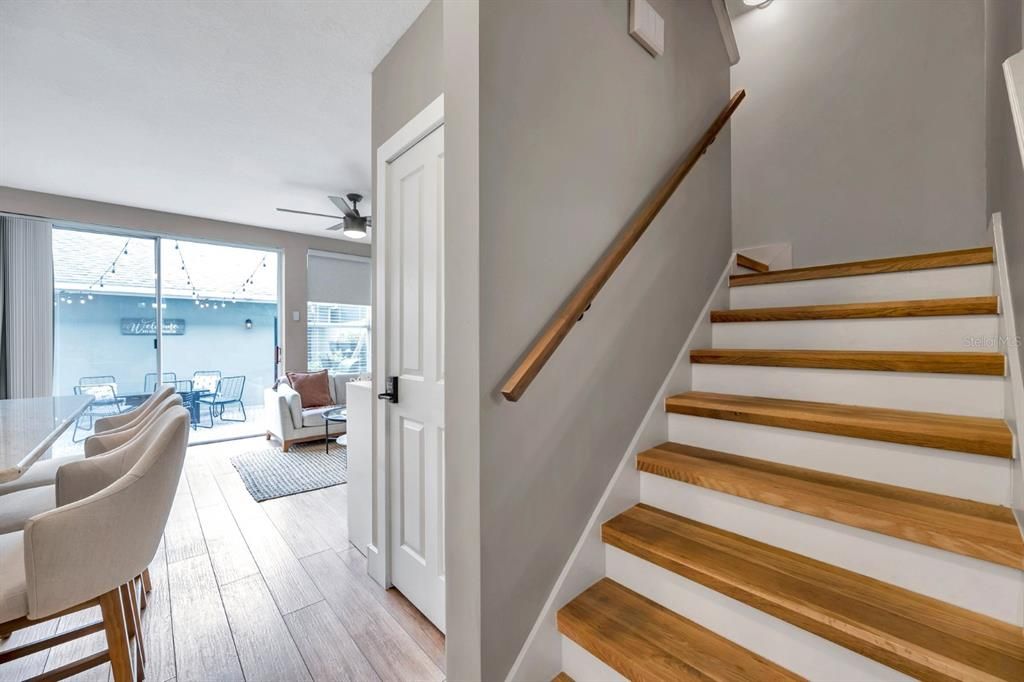 For Rent: $2,595 (3 beds, 2 baths, 1438 Square Feet)