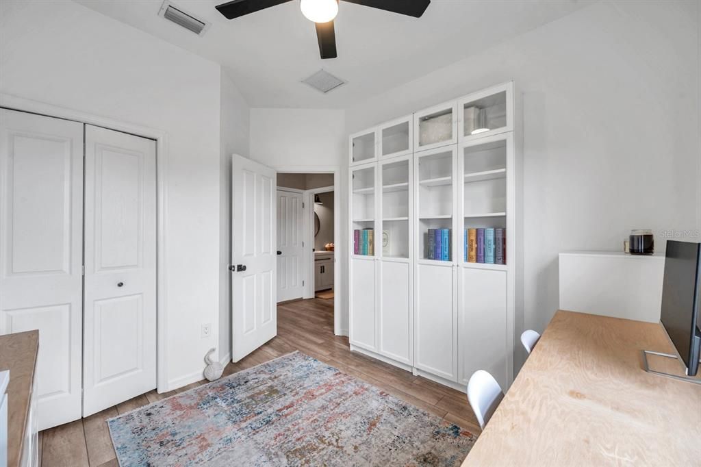 For Rent: $2,595 (3 beds, 2 baths, 1438 Square Feet)