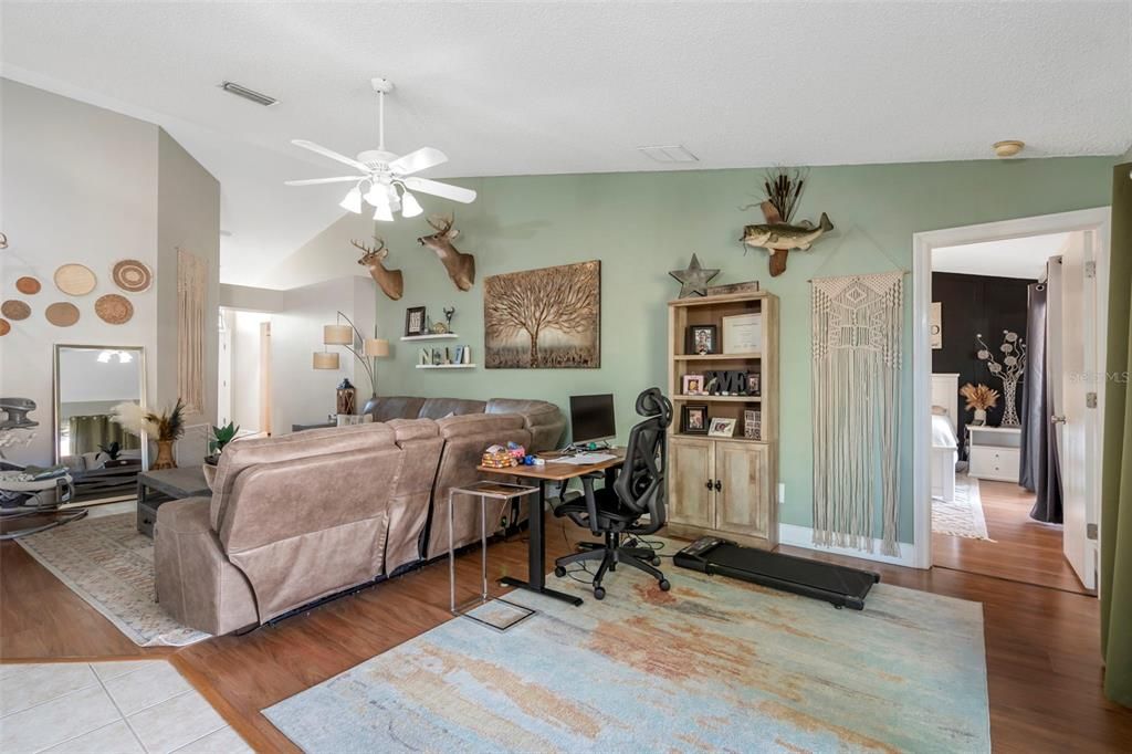 待售: $337,000 (3 贝兹, 2 浴室, 1503 平方英尺)