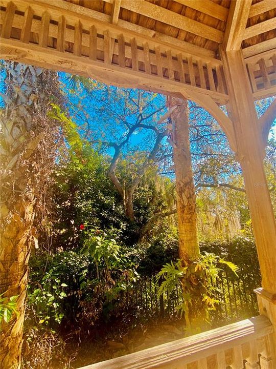 待售: $220,000 (2 贝兹, 2 浴室, 1048 平方英尺)