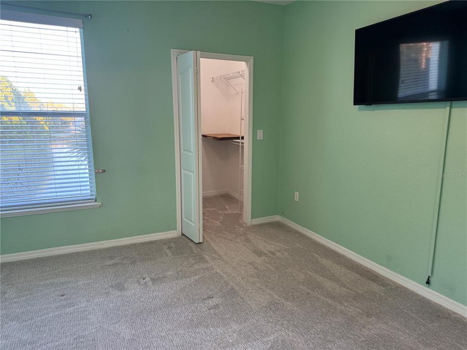 待售: $220,000 (2 贝兹, 2 浴室, 1048 平方英尺)