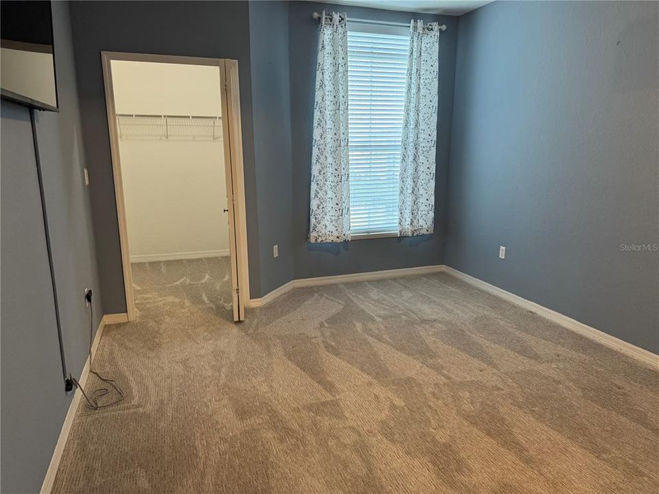 待售: $220,000 (2 贝兹, 2 浴室, 1048 平方英尺)