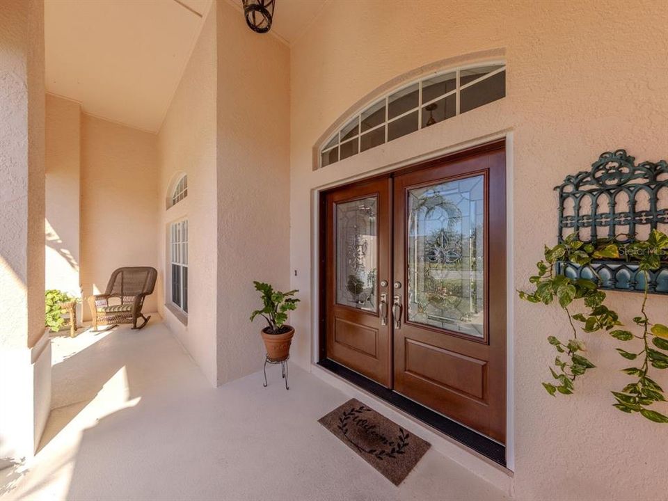 For Sale: $540,000 (3 beds, 2 baths, 2411 Square Feet)