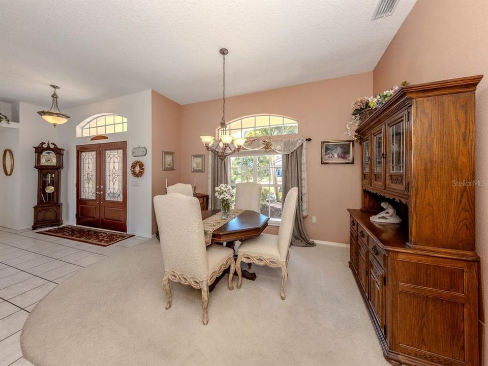 For Sale: $540,000 (3 beds, 2 baths, 2411 Square Feet)