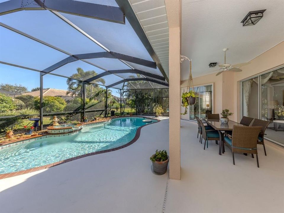 For Sale: $540,000 (3 beds, 2 baths, 2411 Square Feet)