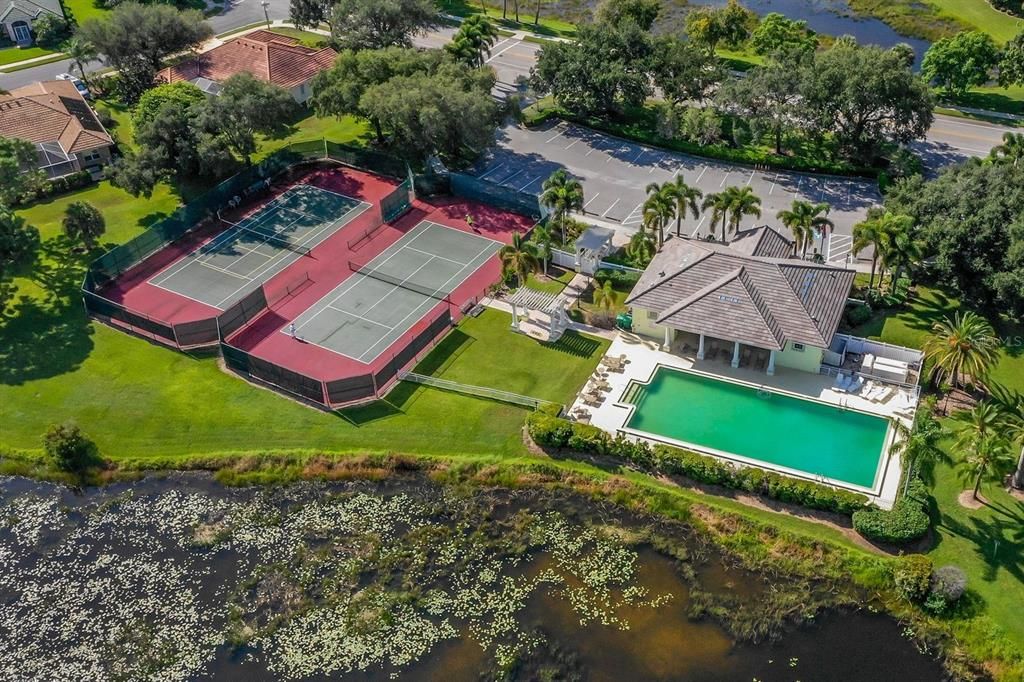 For Sale: $540,000 (3 beds, 2 baths, 2411 Square Feet)