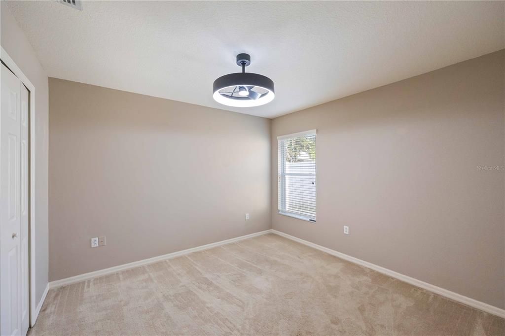 En Venta: $449,999 (4 camas, 3 baños, 2539 Pies cuadrados)