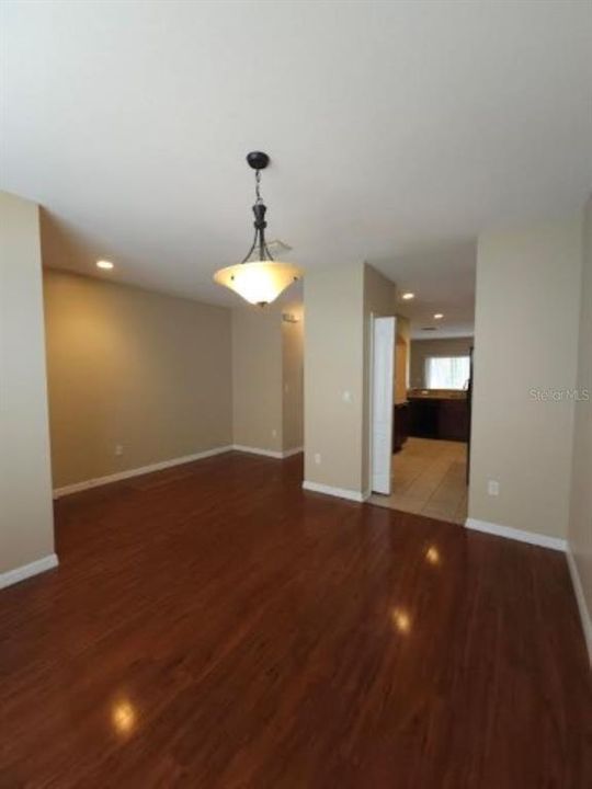 En Renta: $1,695 (2 camas, 2 baños, 1335 Pies cuadrados)